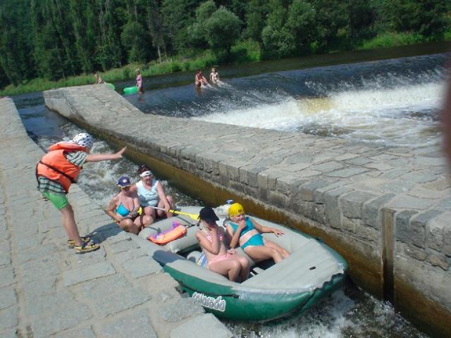 Vltava dětská, květen 2004  > DSC02917
