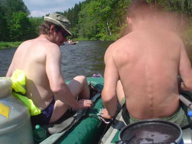 Vltava, hasiči, květen 2005 > DSC06695