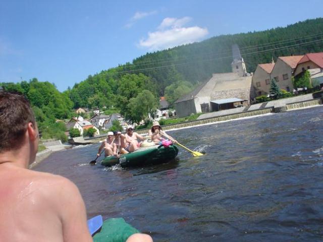 Vltava, hasiči, květen 2005 > DSC06739