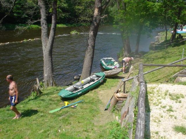 Vltava, hasiči, květen 2005 > DSC06742