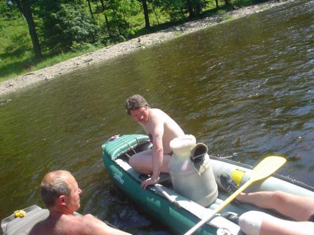 Vltava, hasiči, květen 2005 > DSC06751