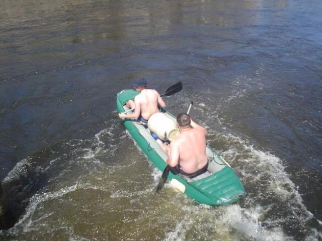 Vltava, hasiči, květen 2005 > DSC06840