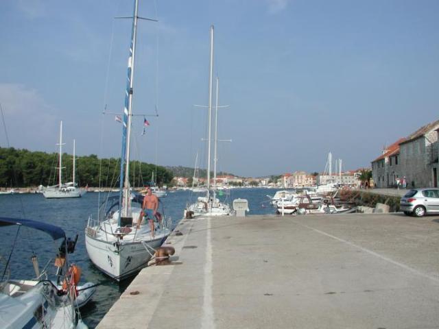 Chorvatsko, jachta, srpen 2005 > jach 200g