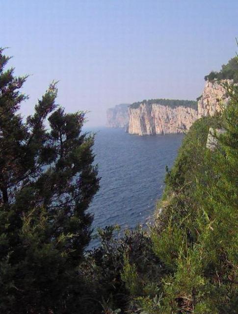 Chorvatsko, jachta, srpen 2005 > jach 319le