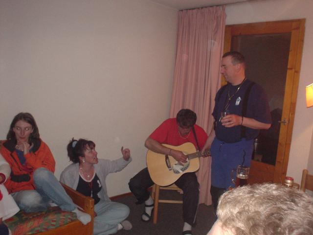 Les Menuires, Francie, duben 2005 > DSC06225