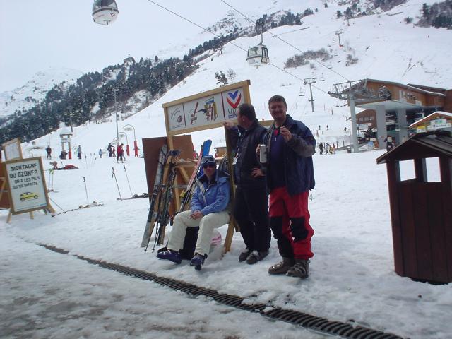Les Menuires, Francie, duben 2005 > DSC06288