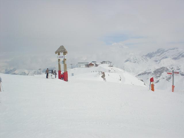 Les Menuires, Francie, duben 2005 > DSC06290