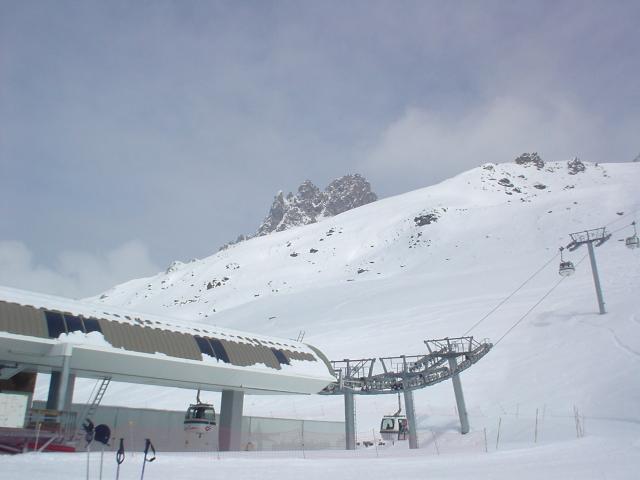 Les Menuires, Francie, duben 2005 > DSC06310