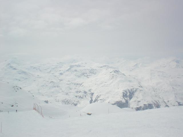 Les Menuires, Francie, duben 2005 > DSC06311