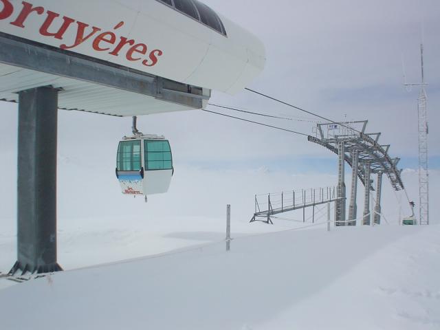 Les Menuires, Francie, duben 2005 > DSC06318