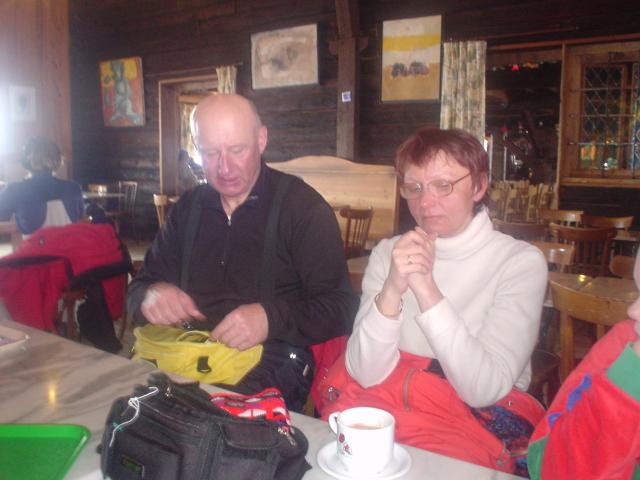 Les Menuires, Francie, duben 2005 > DSC06349