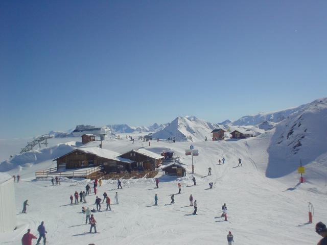 Les Menuires, Francie, duben 2005 > DSC06363