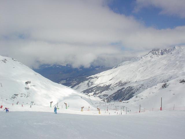 Les Menuires, Francie, duben 2005 > DSC06400