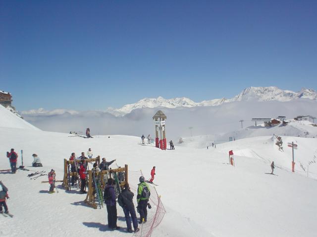 Les Menuires, Francie, duben 2005 > DSC06414