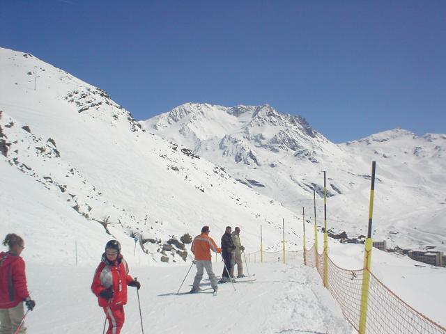 Les Menuires, Francie, duben 2005 > DSC06447