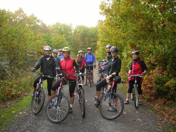 Morava, Znojmo, září 2007 > kola-zamek-sklipek (14)