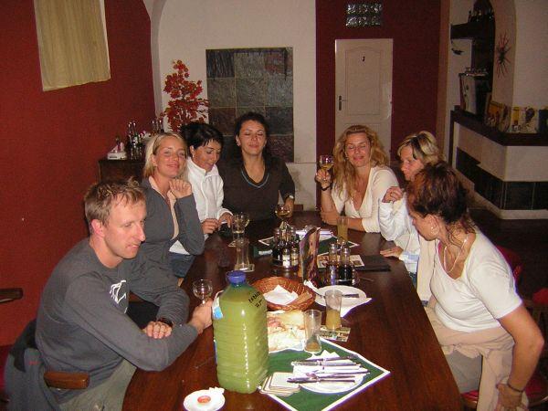 Morava, Znojmo, září 2007 > kola-zamek-sklipek (143)