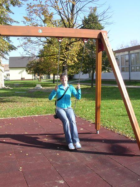 Morava, Znojmo, září 2007 > kola-zamek-sklipek (193)