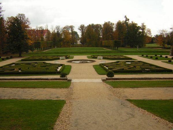 Morava, Znojmo, září 2007 > kola-zamek-sklipek (198)