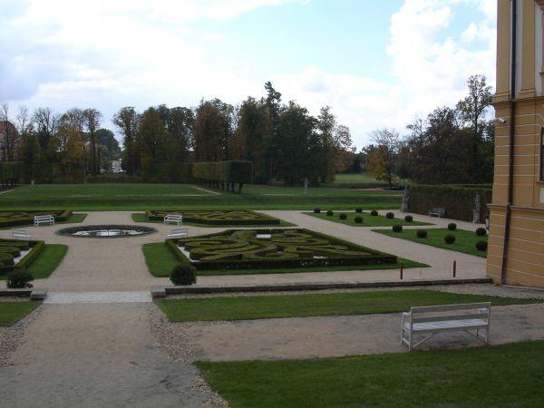 Morava, Znojmo, září 2007 > kola-zamek-sklipek (204)