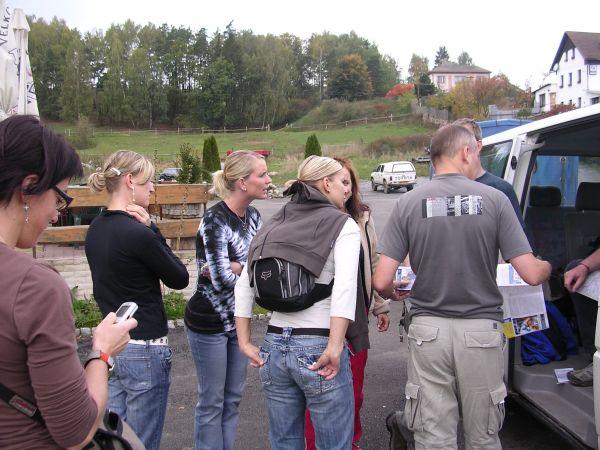 Morava, Znojmo, září 2007 > kola-zamek-sklipek (3)