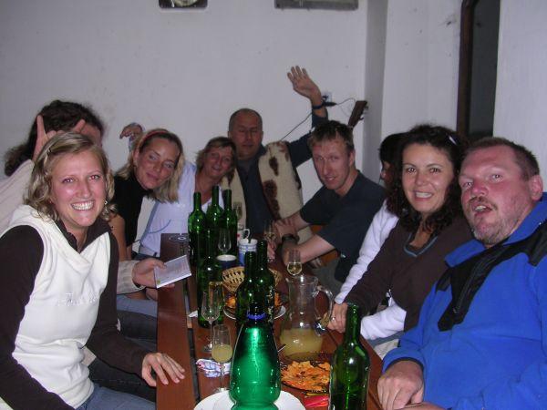 Morava, Znojmo, září 2007 > kola-zamek-sklipek (71)