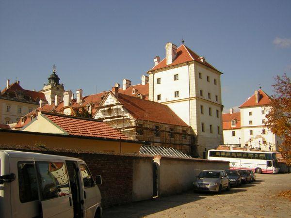 Morava, Znojmo, září 2007 > kola-zamek-sklipek (84)